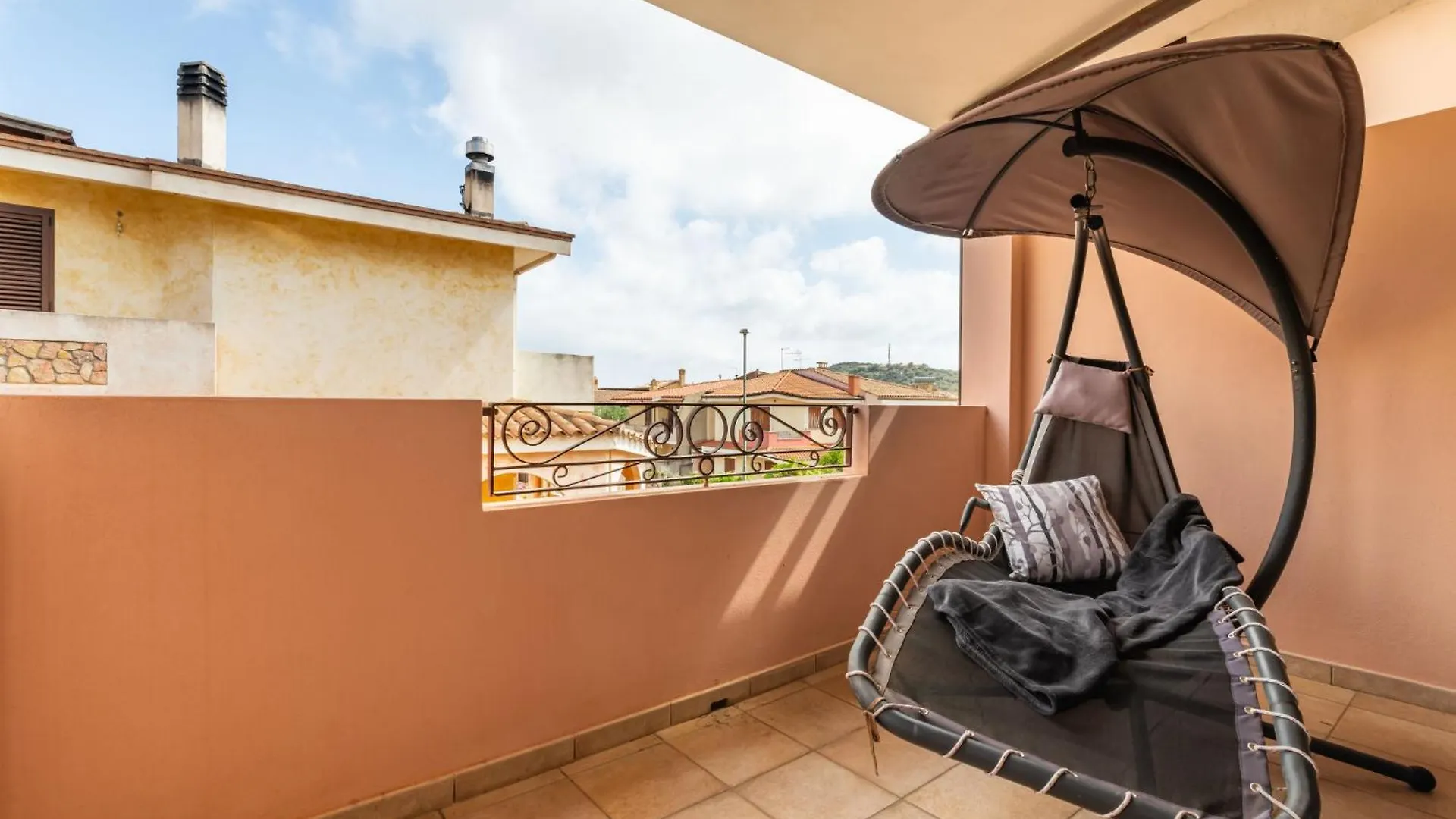 Apartment L'Oasi Della Gatta Panciona By Interhome Villasimius Itália